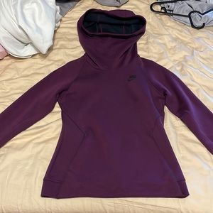 Nike pull over hoodie